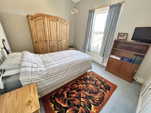 Bedroom- click for photo gallery